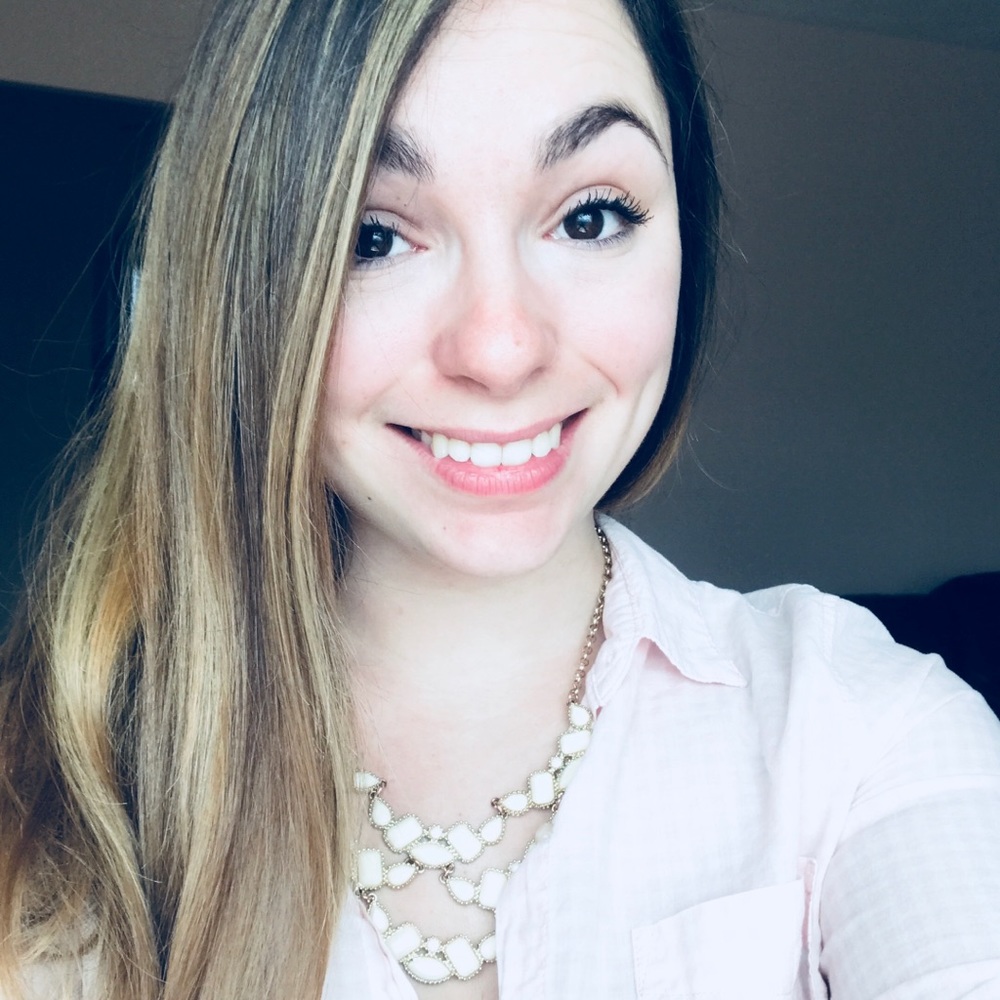 Meet your Posher, Danielle